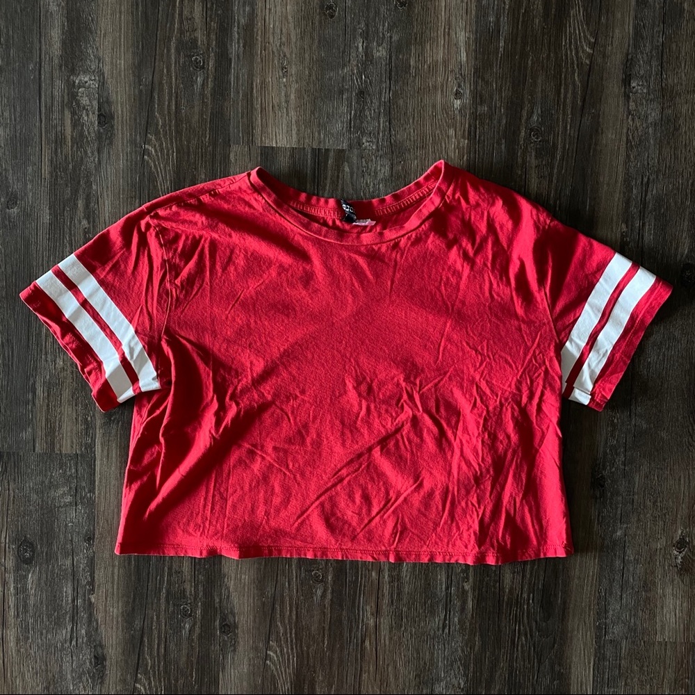 H&M Activewear Cropped Tee